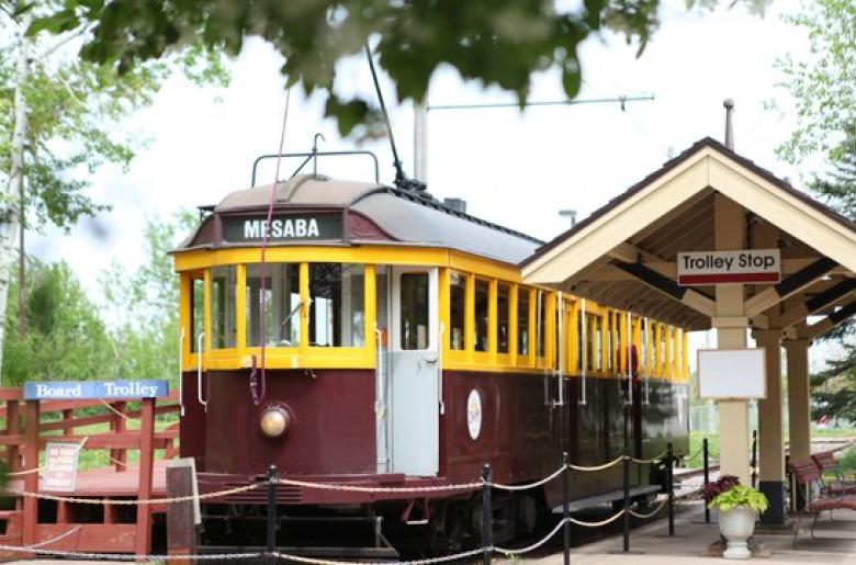 Trolley the the Glen mine at the Discovery Center.