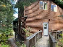 Main level entrance with ramp.